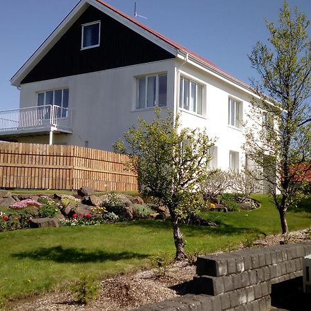 Setrith Guesthouse Borgarnes Buitenkant foto
